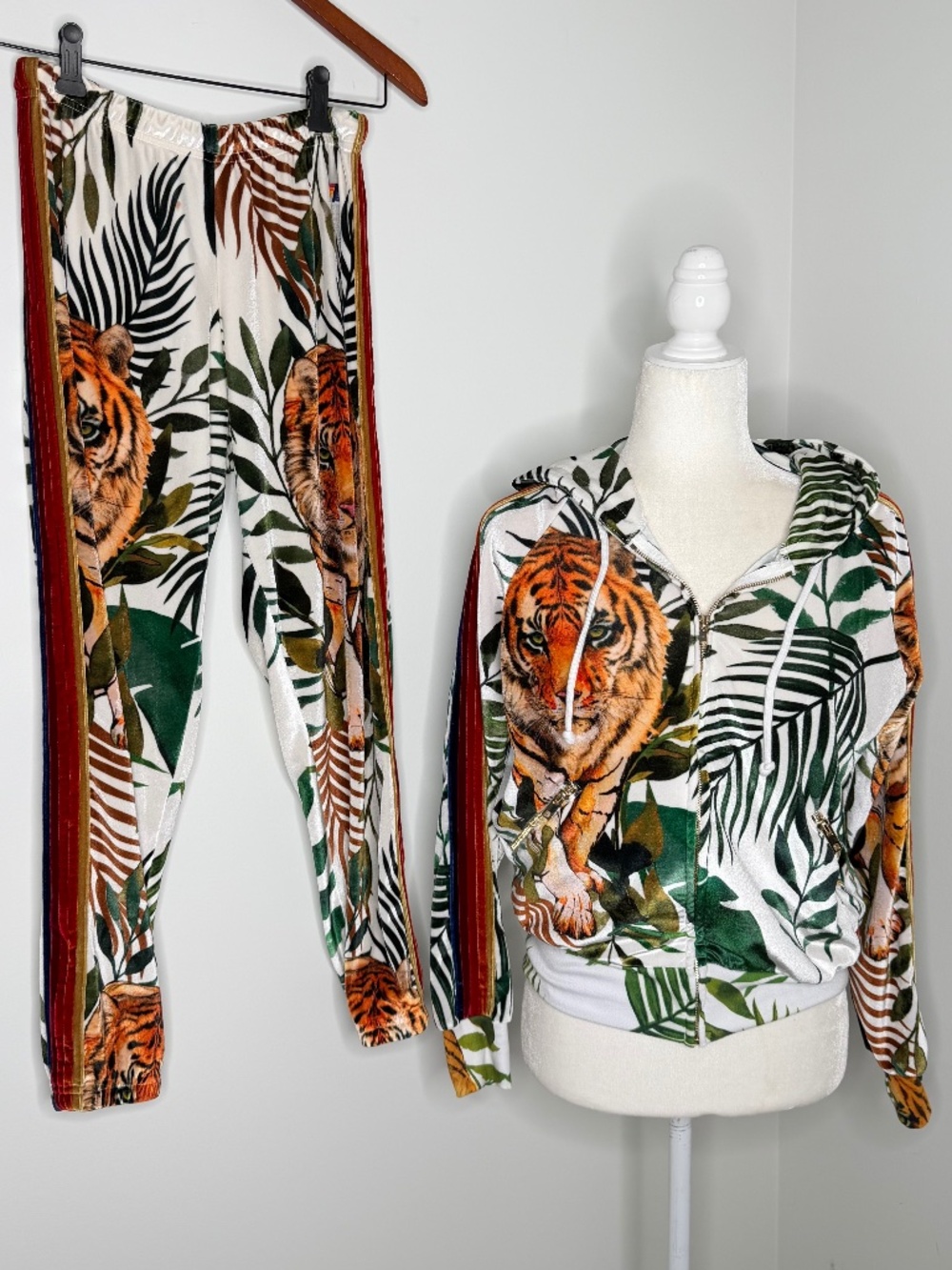 Aviator Nation Velvet Jungle Tiger White Track Suit Jacket Joggers S XS